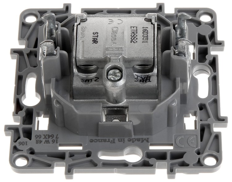 GNIAZDO KOŃCOWE LE-764566 R-TV + 2xSAT Niloe LEGRAND-1346948