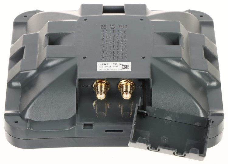 ANTENA DOOKÓLNA MTAO-LTE-5D-SQ mANT LTE 5o MIKROTIK-1573414