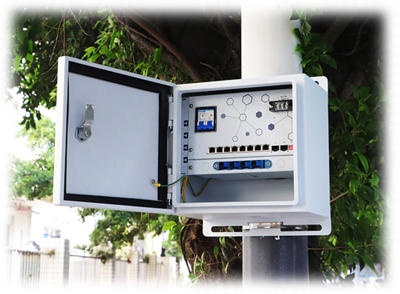 ZEWNĘTRZNY PUNKT DYSTRYBUCJI KAMER EXPERT-POE/OTD-82GSFP 8 PoE + 2 x SFP-1648244
