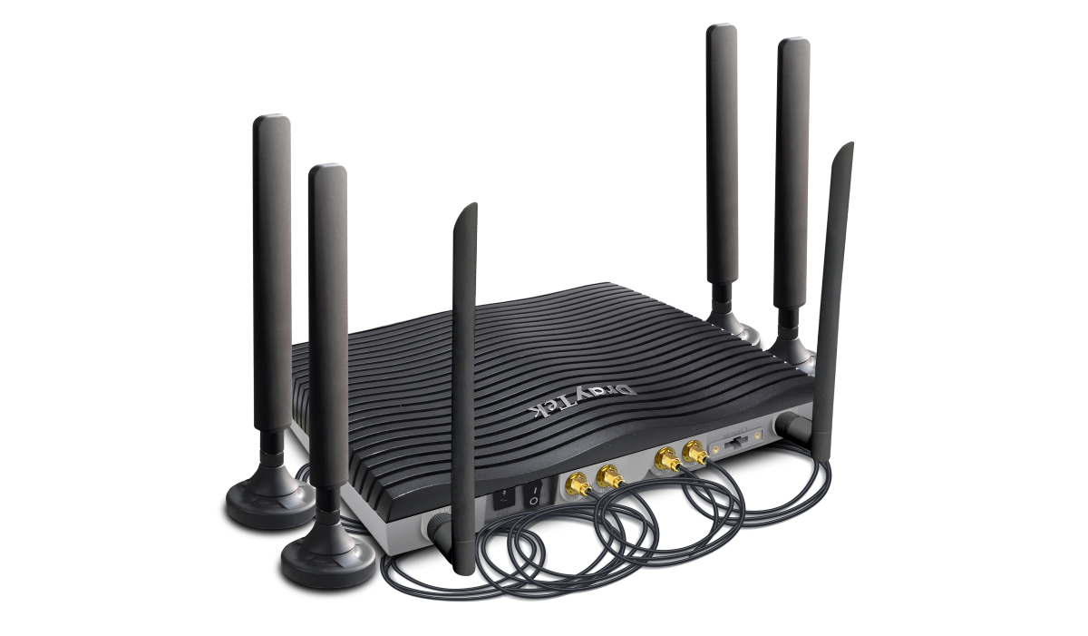 vigor2927lax-5g-rear.jpg